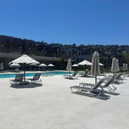 Duplex In Bitez Opposite Aktur, #15 *