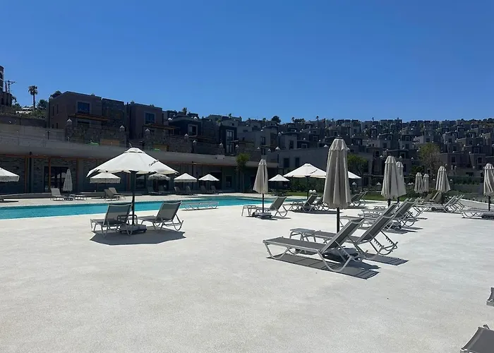 Duplex In Bitez Opposite Aktur, #15 *